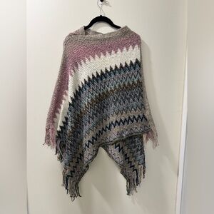 Acrylic Zigzag Bohemian Fringe Poncho